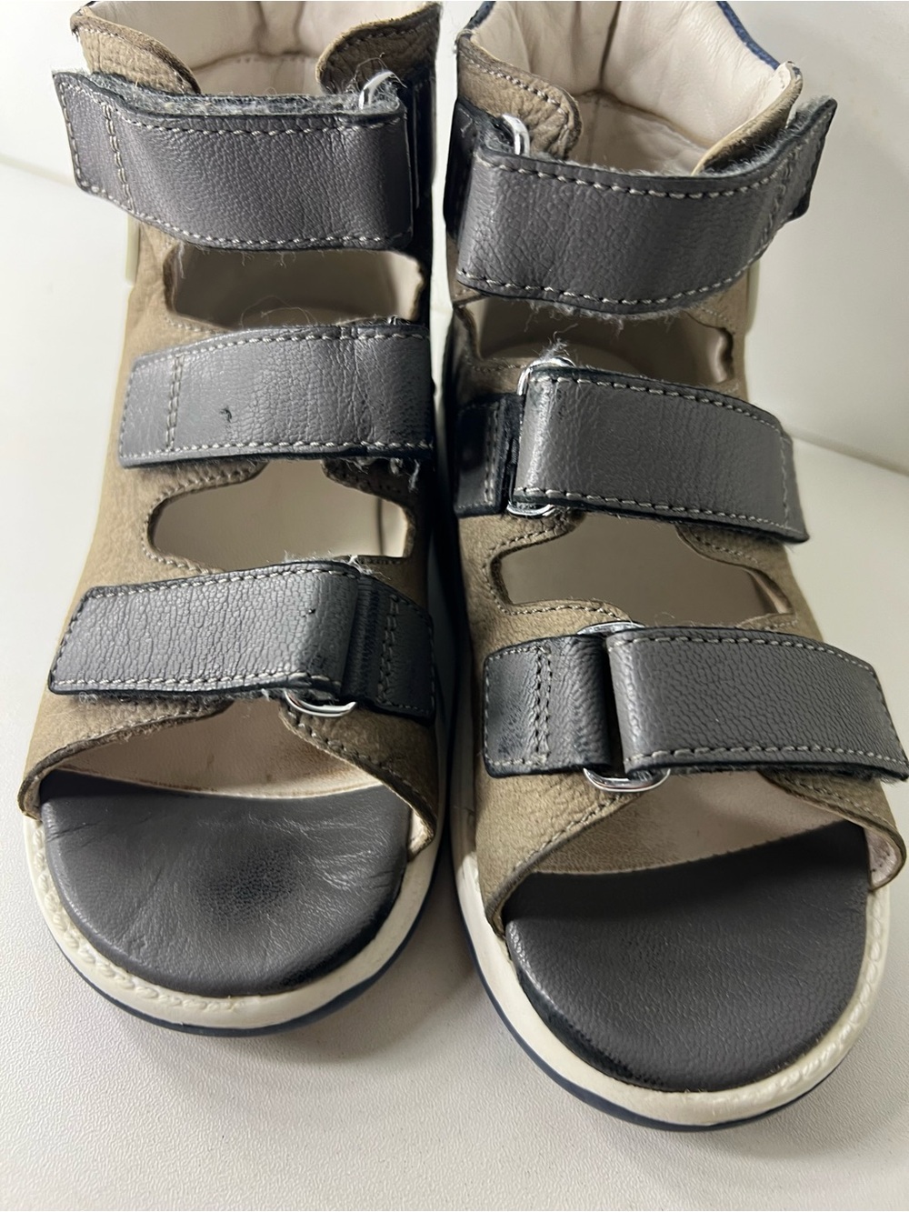 Kids Open-Toe Orthopedic Sandals in Olive with Black Straps - Picture 4 of 14
